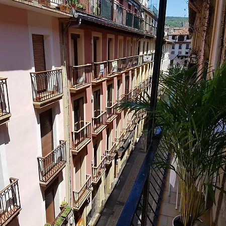 Roger's House Pensionat San Sebastián