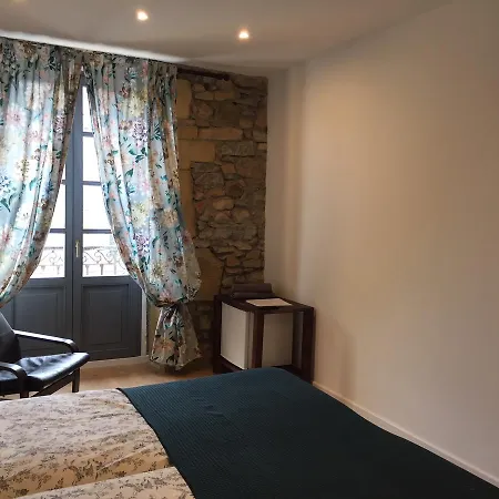 Roger's House Guest house